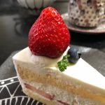 プティ サパン『苺のショートケーキ』『タルト・フロマージュ・ヒュッゲ』